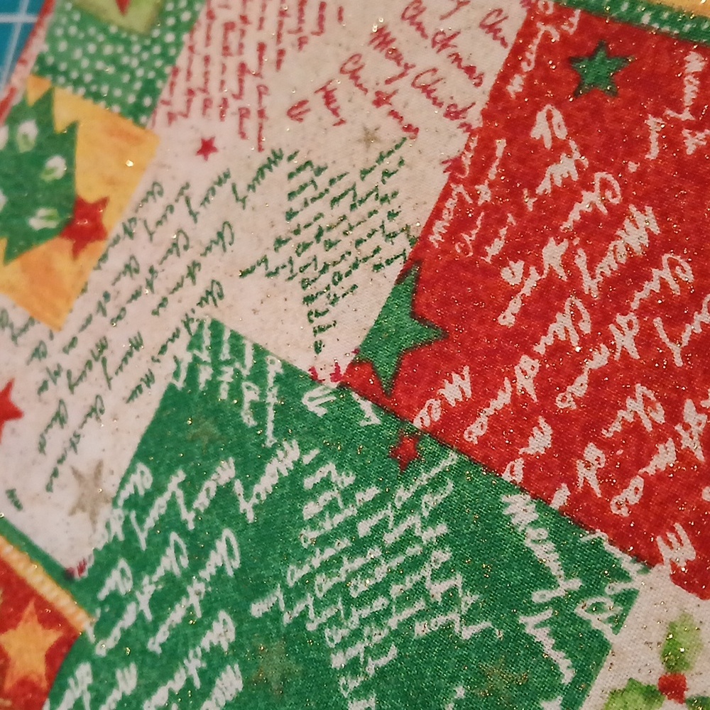 2 Yards Vintage Christmas Card Collage Glitter Fabric MBT